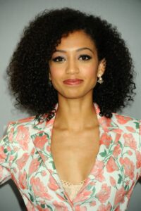 Samantha-Logan_debut