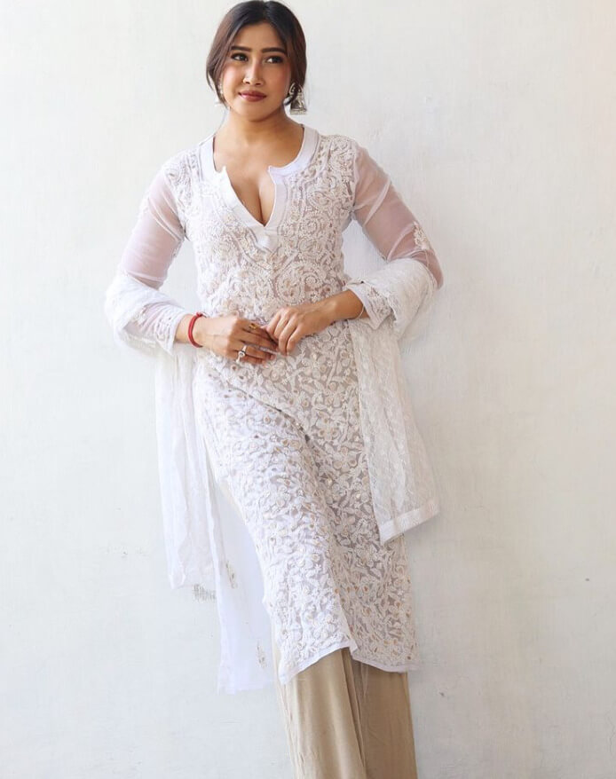 Sofia-Ansari-Wiki-Age-Bio-TikTok-Height-Boyfriend-Biography-Wikipedia-Family