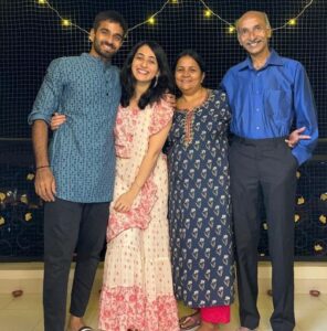 Ravikumar_Samarth_parents