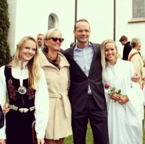 Theresa-Frostad-Eggesbo-with-her-father-Olav-Eggesbo-mother-Cecilie-Frostad-and-mother