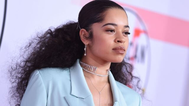Ella-Mai-Net-Worth-Career-Income-salary