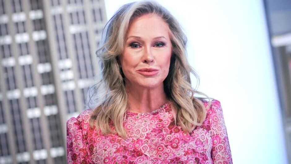 Kathy-Hilton-Net-WorthIncome-Career-Persona-life-Salary