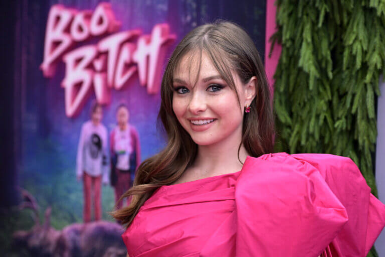 Who-Is-the-Boyfriend-of-Zoe-Colletti-Provide-Relationship-Information!