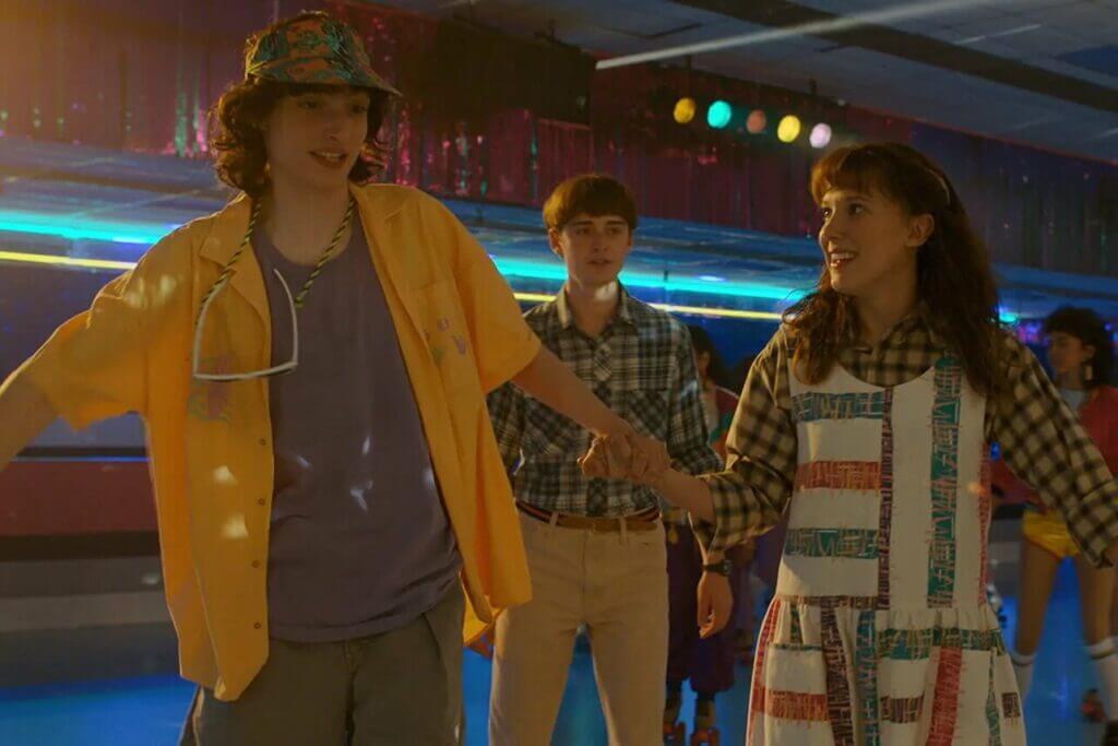 stranger things tall mike roller skating