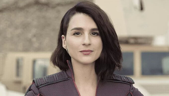 Aya-Cash-Measurements-Height-Weight-Age