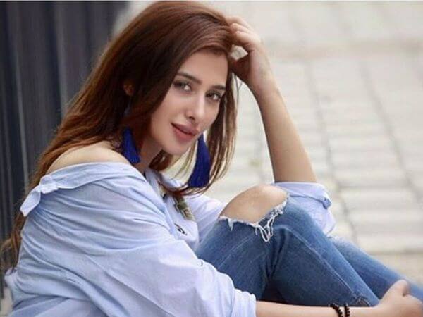 Mahira-Sharma-Biography-Age-Height-Weight